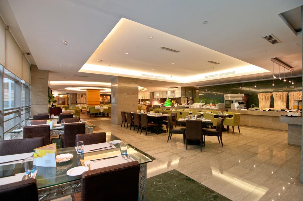 Jinji Lake Shilla Hotel Suzhou  Bagian luar foto