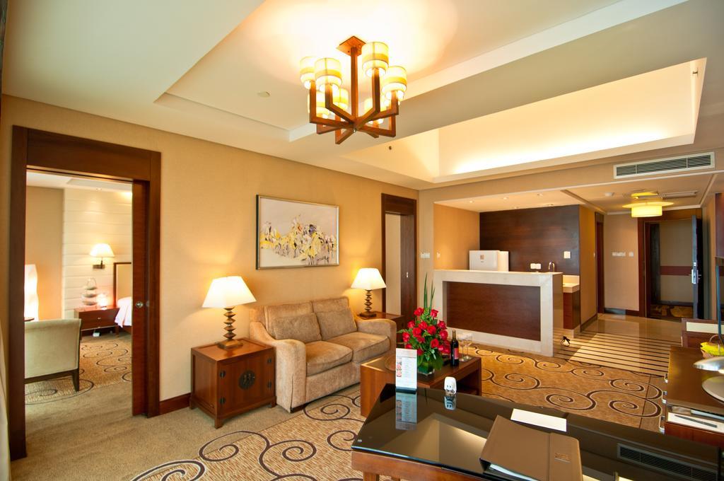 Jinji Lake Shilla Hotel Suzhou  Bagian luar foto