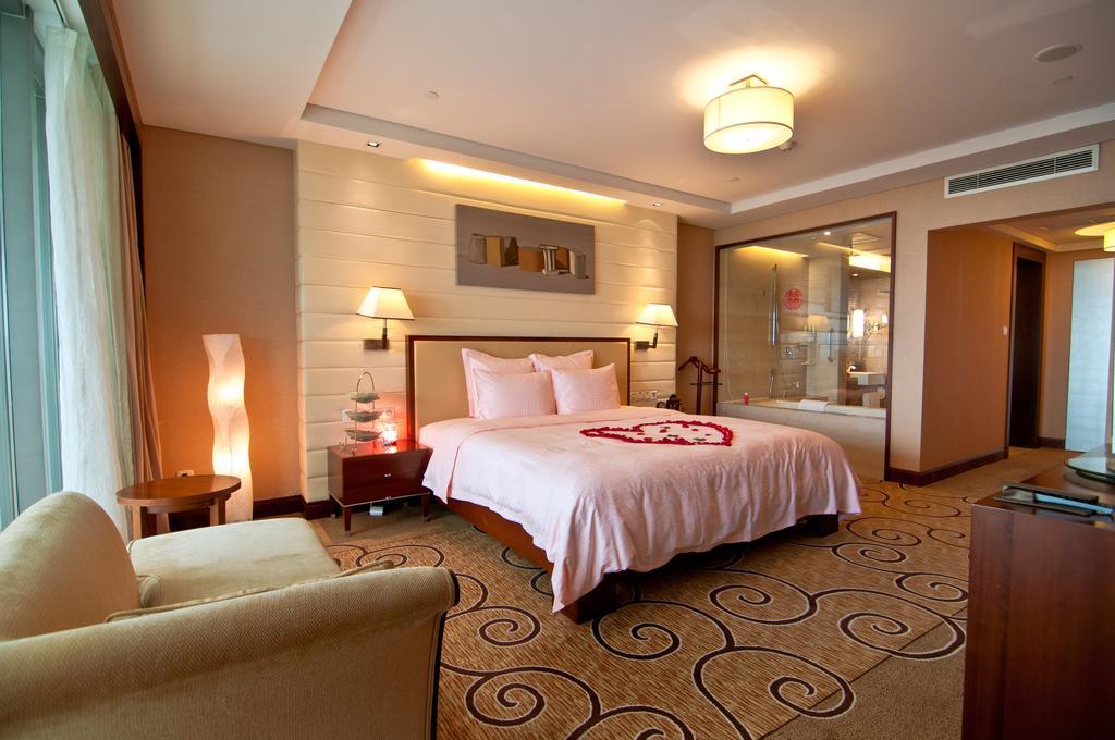 Jinji Lake Shilla Hotel Suzhou  Bagian luar foto